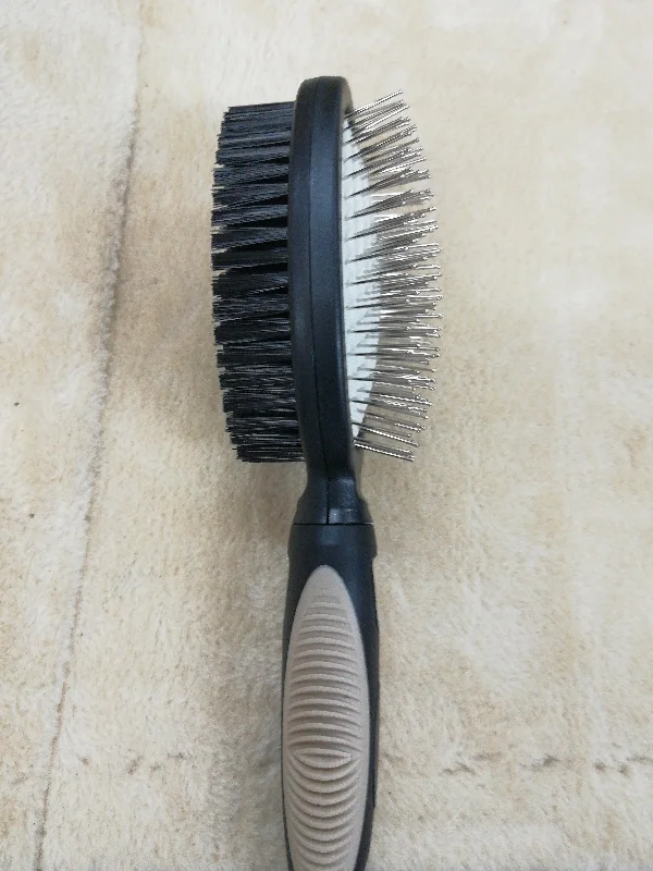 OPT8649 Double Sided Brush SIZE 5.5X20.5CM