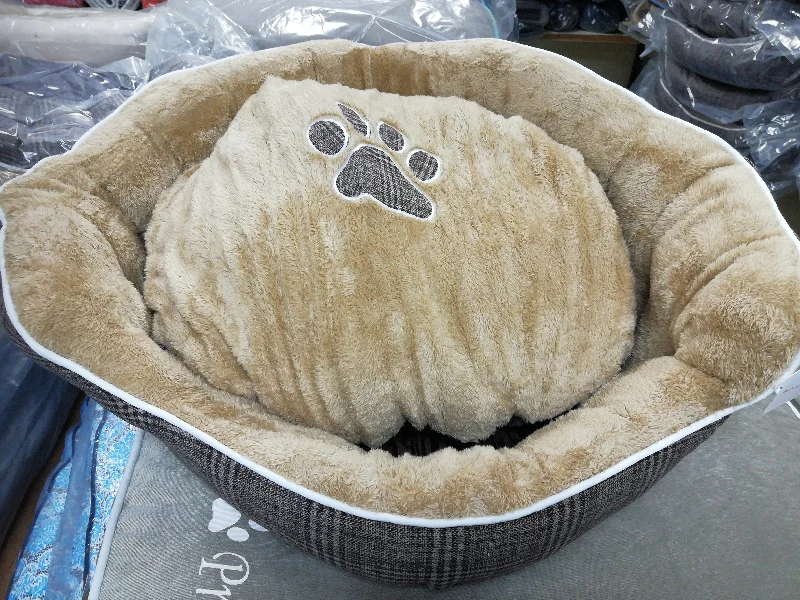 Small Dog & Cat Bed.  9177- 1708A